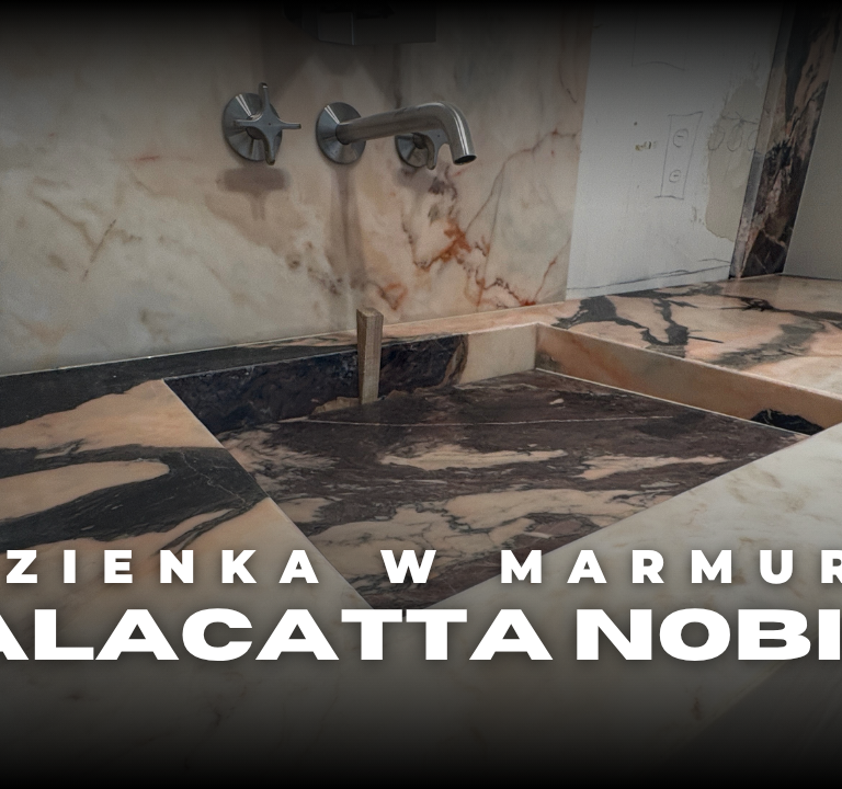 Blat z umywalką zintegrowaną i okładziny ścienne z marmuru Calacatta Nobile